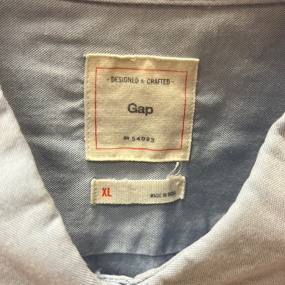 Gap Light Blue Button Down - Picture 2 of 3